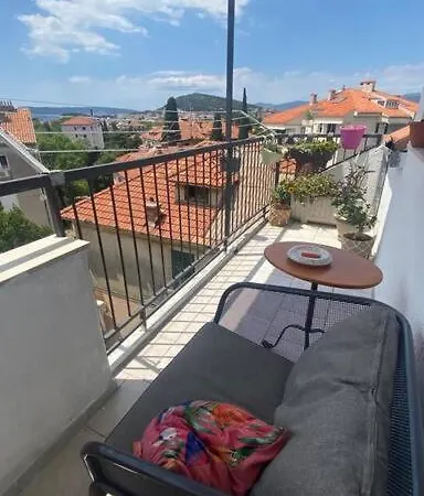 Penthouse Bacvice
