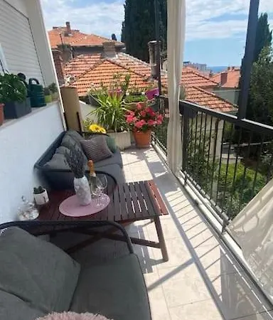 Penthouse Bacvice